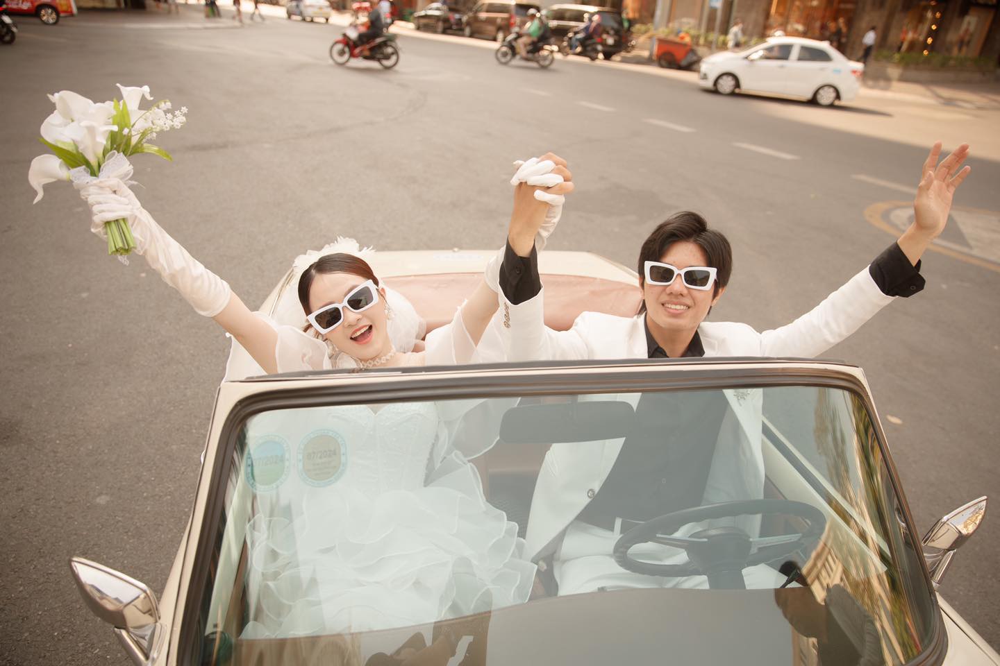 Chụp ảnh cưới tại thành phố Sài Gòn Hoa Lệ